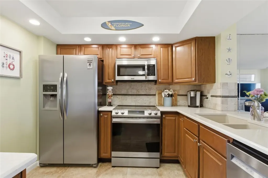 2616 Cove Cay Drive Clearwater FL 33760