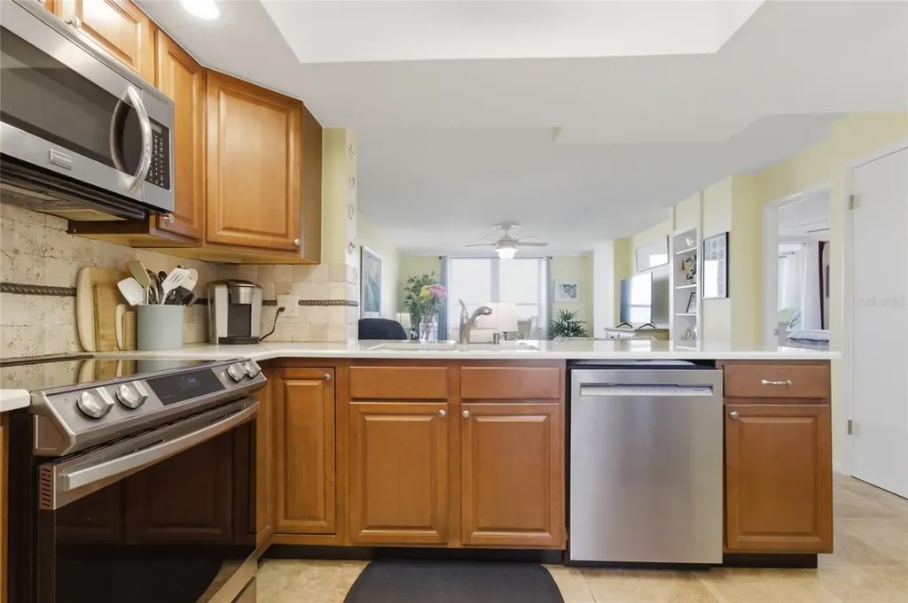 2616 Cove Cay Drive Clearwater FL 33760