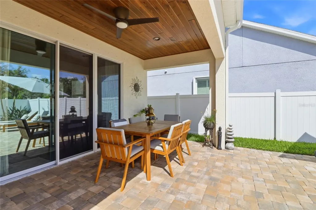 5225 Asher Court Sarasota FL 34232