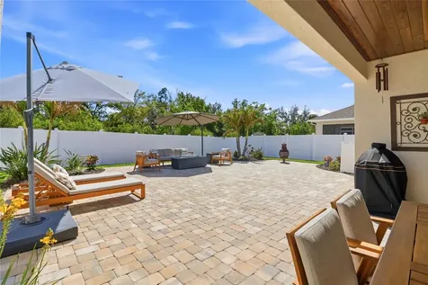 5225 Asher Court Sarasota FL 34232