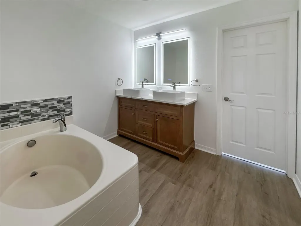 2109 Aitkin Loop Leesburg FL 34748
