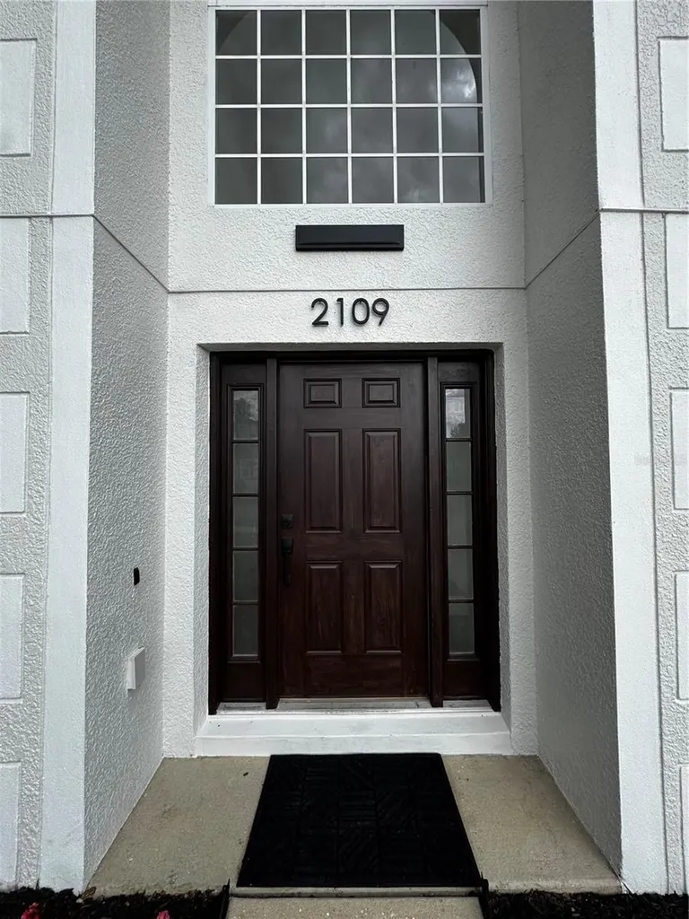 2109 Aitkin Loop Leesburg FL 34748