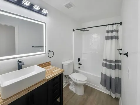 2109 Aitkin Loop Leesburg FL 34748