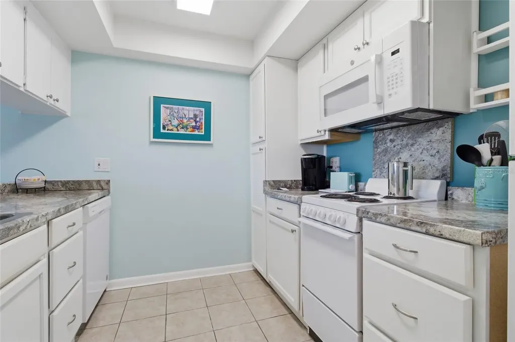 2621 Cove Cay Drive Clearwater FL 33760