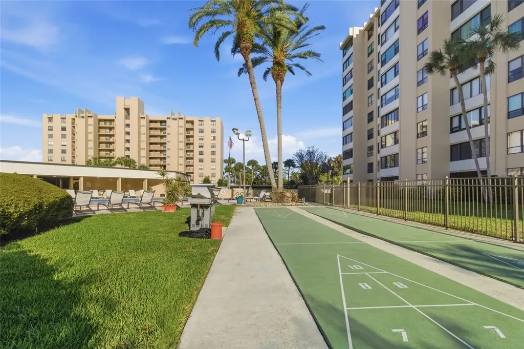 2621 Cove Cay Drive Clearwater FL 33760