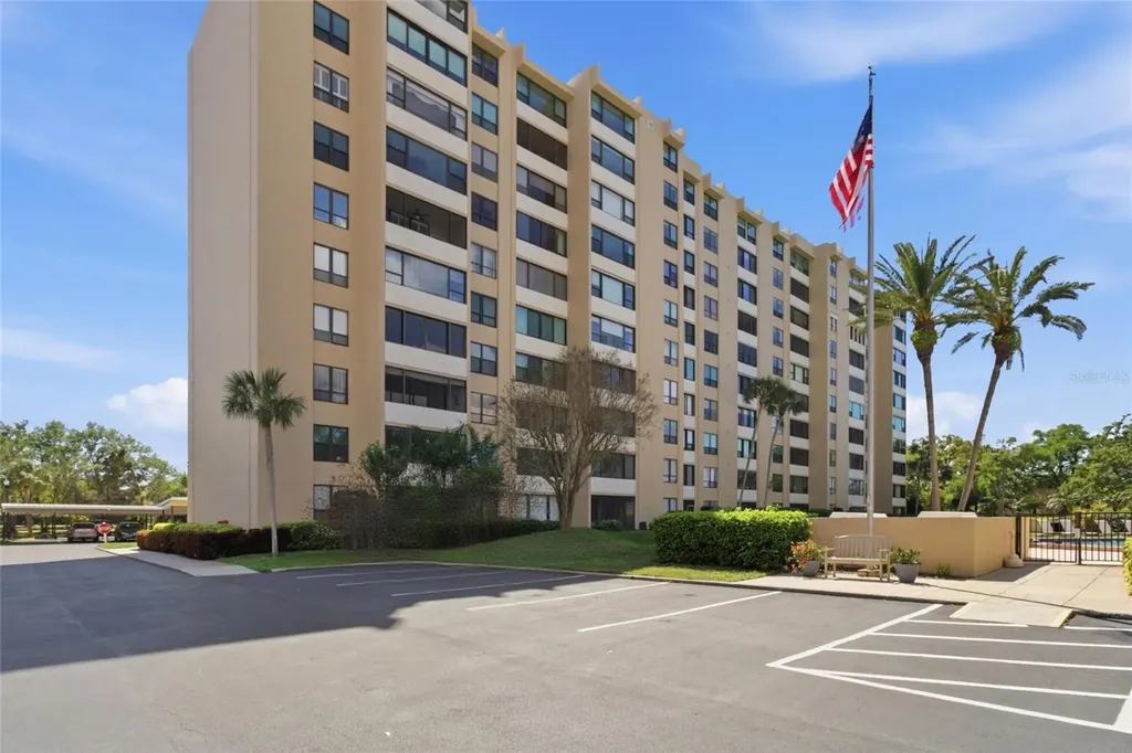 2621 Cove Cay Drive Clearwater FL 33760