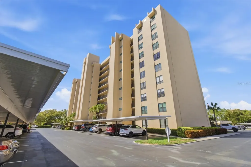 2621 Cove Cay Drive Clearwater FL 33760