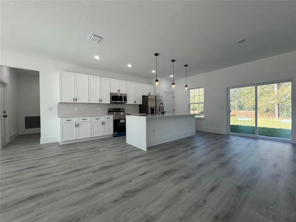 9495 N Sandree Drive Citrus Springs FL 34434