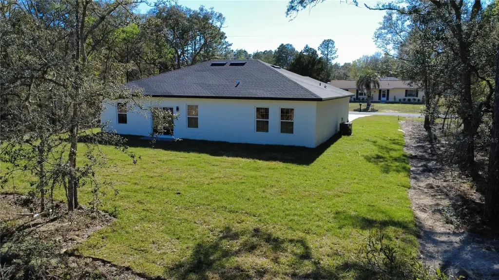 9495 N Sandree Drive Citrus Springs FL 34434