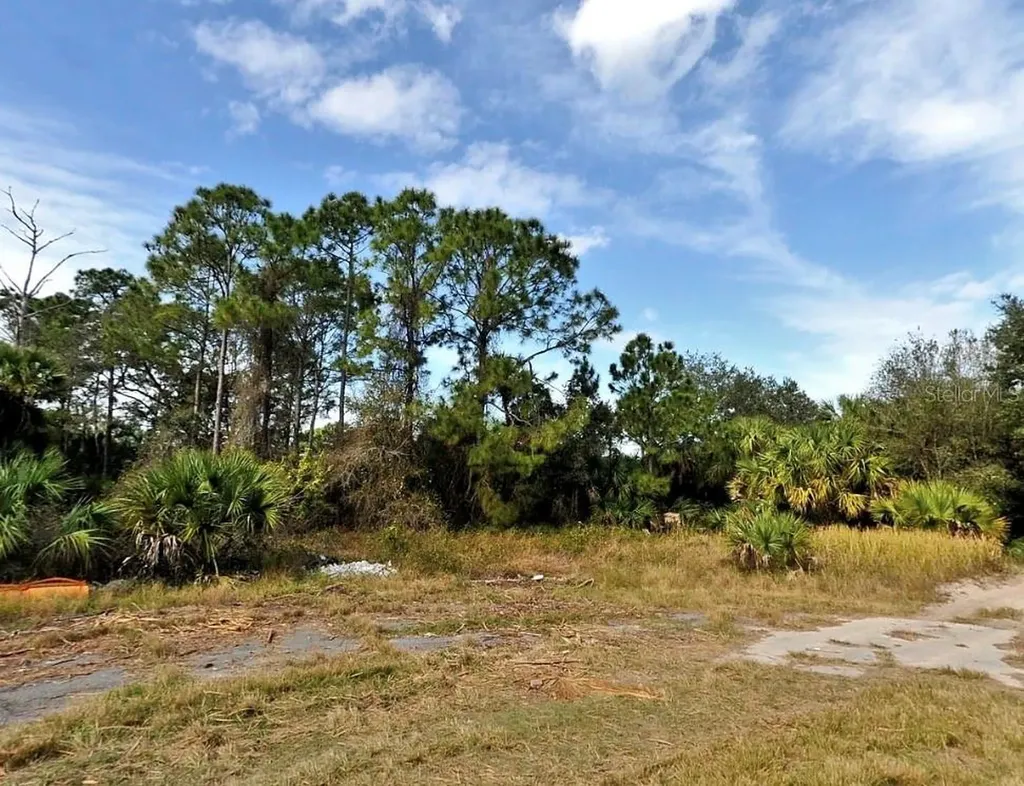 Dade Court North Port FL 34288