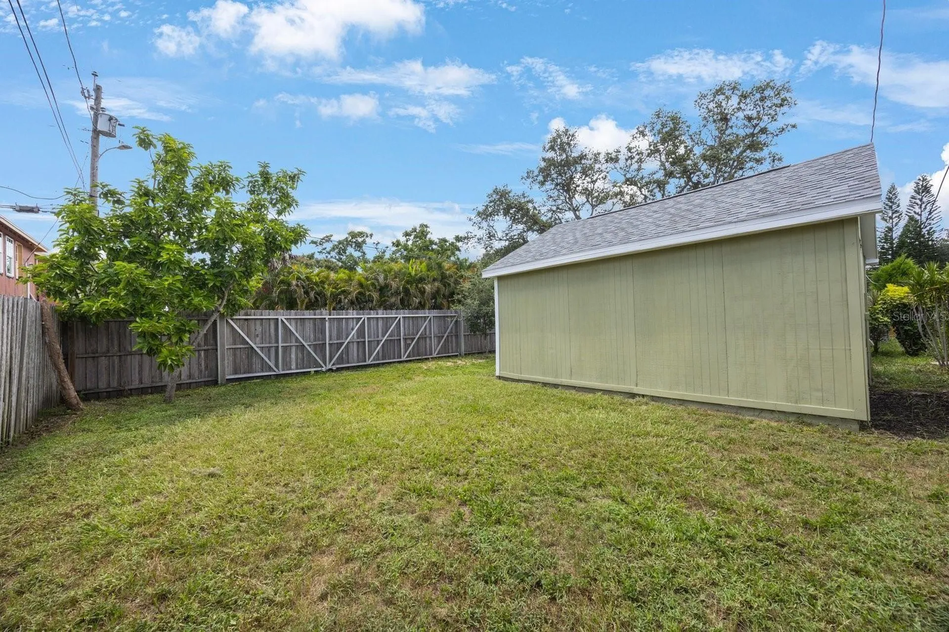 1160 36th Avenue N St Petersburg FL 33704