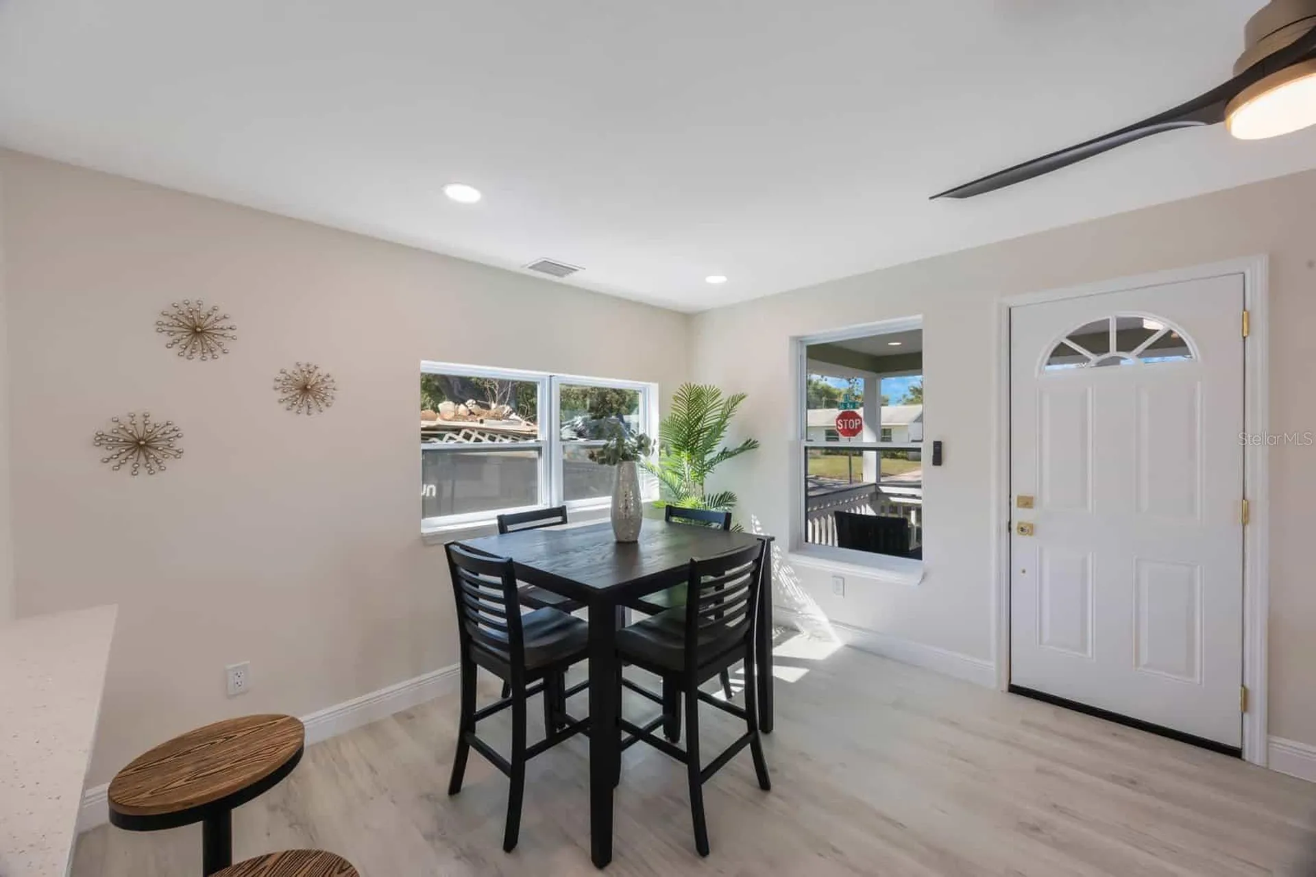 1160 36th Avenue N St Petersburg FL 33704