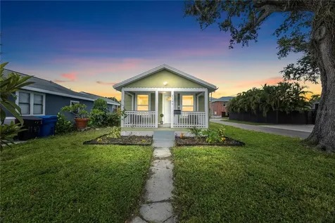 1160 36th Avenue N St Petersburg FL 33704