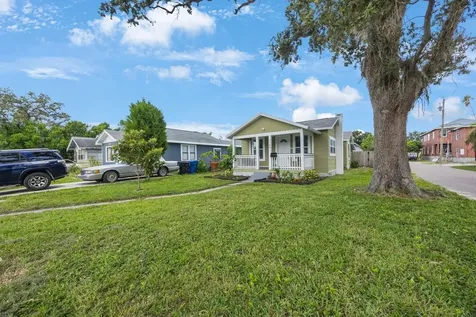 1160 36th Avenue N St Petersburg FL 33704