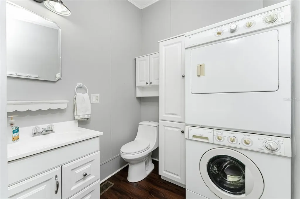 50 Crown Point Drive Nokomis FL 34275