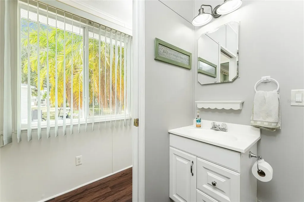 50 Crown Point Drive Nokomis FL 34275