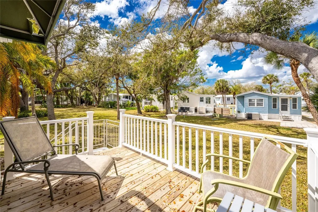 50 Crown Point Drive Nokomis FL 34275