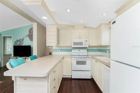 50 Crown Point Drive Nokomis FL 34275