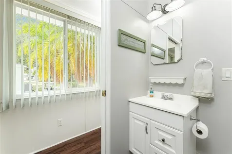 50 Crown Point Drive Nokomis FL 34275
