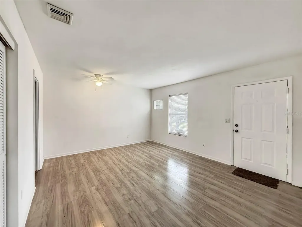 889 W Village Drive Deltona FL 32725
