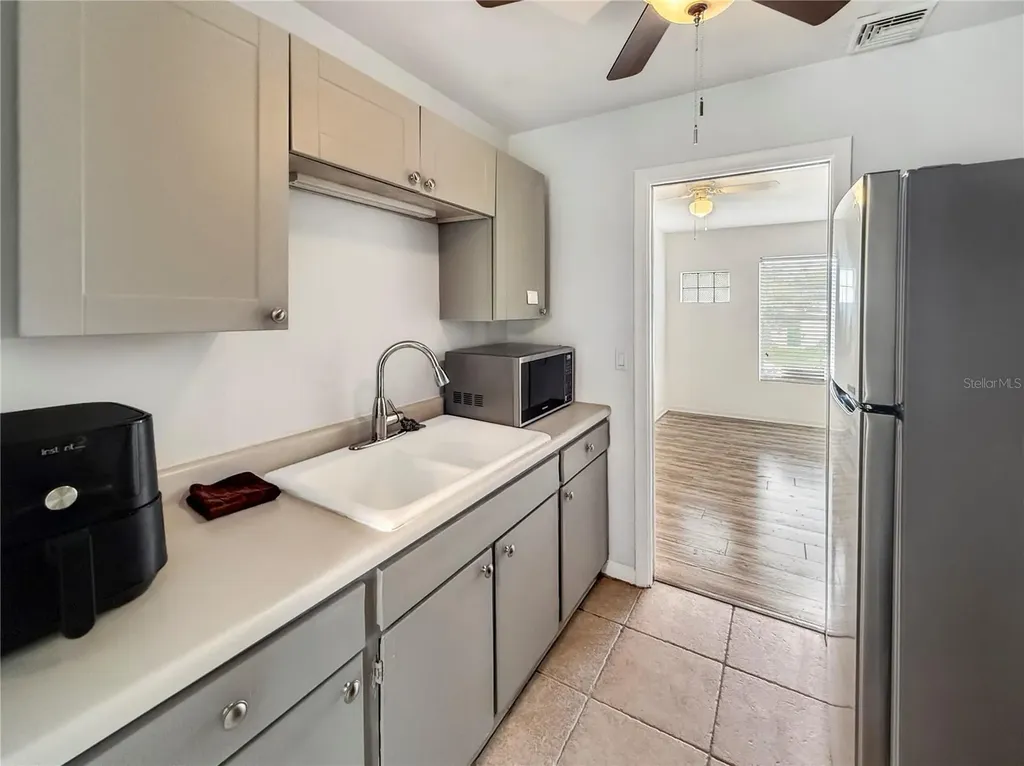889 W Village Drive Deltona FL 32725