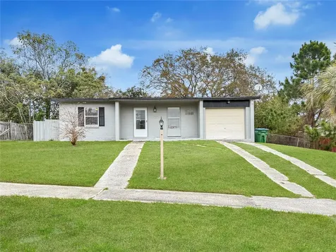 889 W Village Drive Deltona FL 32725
