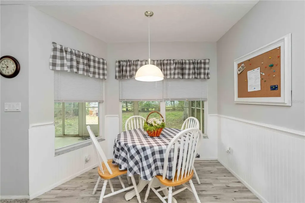 4524 28th Avenue Drive E Bradenton FL 34208