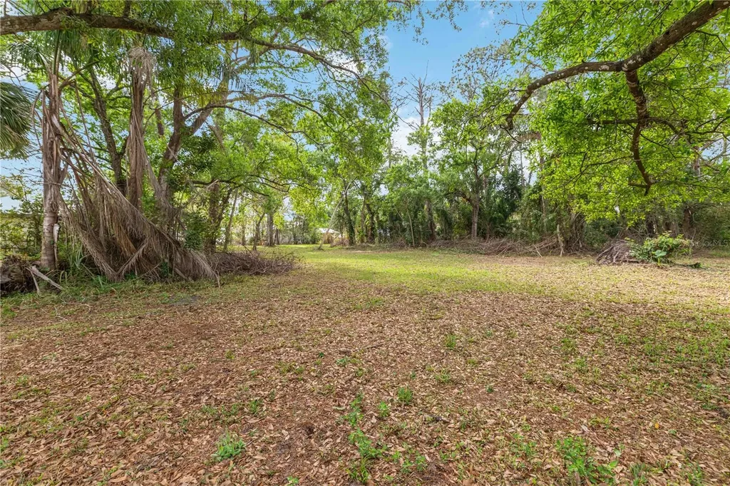 4524 28th Avenue Drive E Bradenton FL 34208