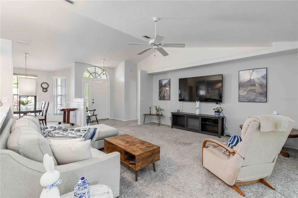 4524 28th Avenue Drive E Bradenton FL 34208