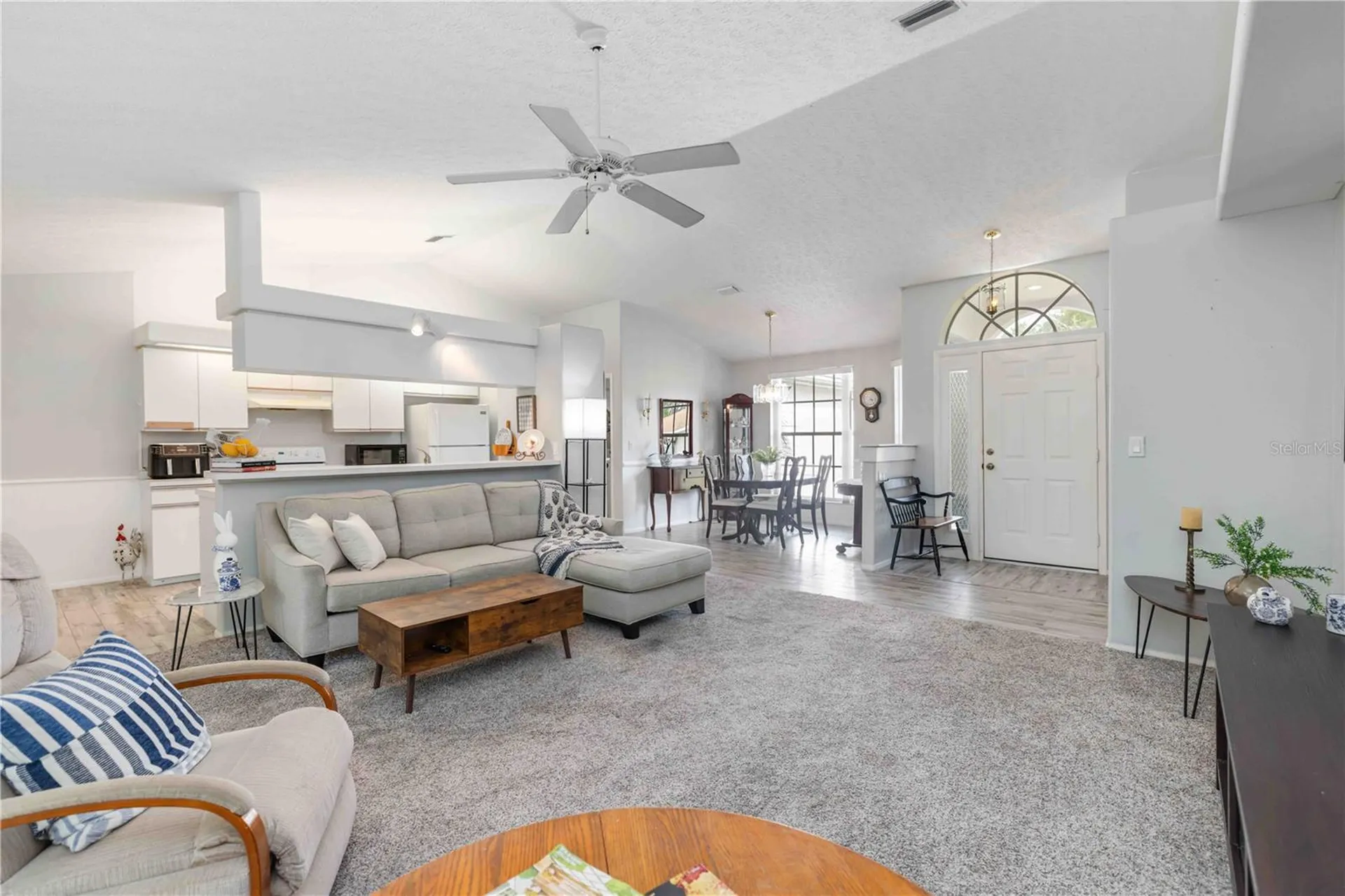 4524 28th Avenue Drive E Bradenton FL 34208