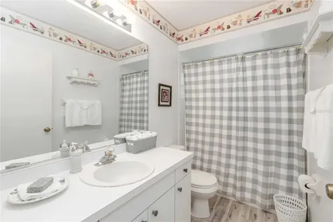 4524 28th Avenue Drive E Bradenton FL 34208
