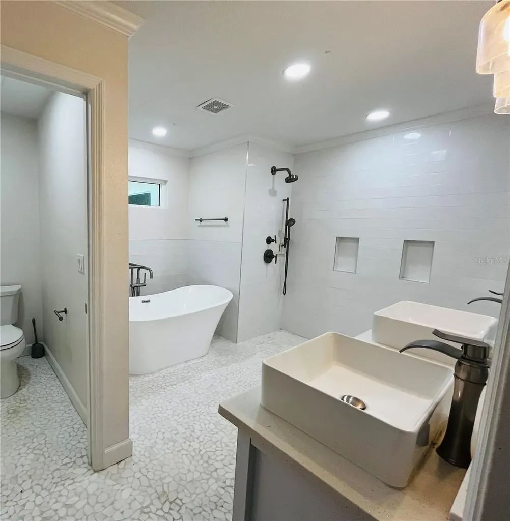 1330 S Jefferson Avenue Sarasota FL 34239