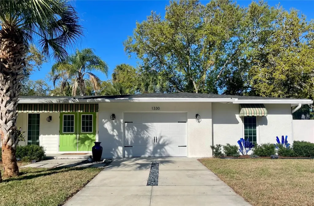 1330 S Jefferson Avenue Sarasota FL 34239