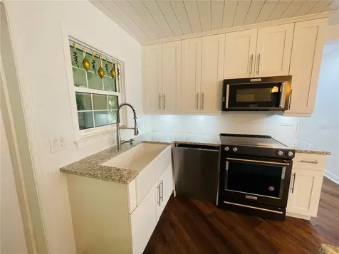 1330 S Jefferson Avenue Sarasota FL 34239