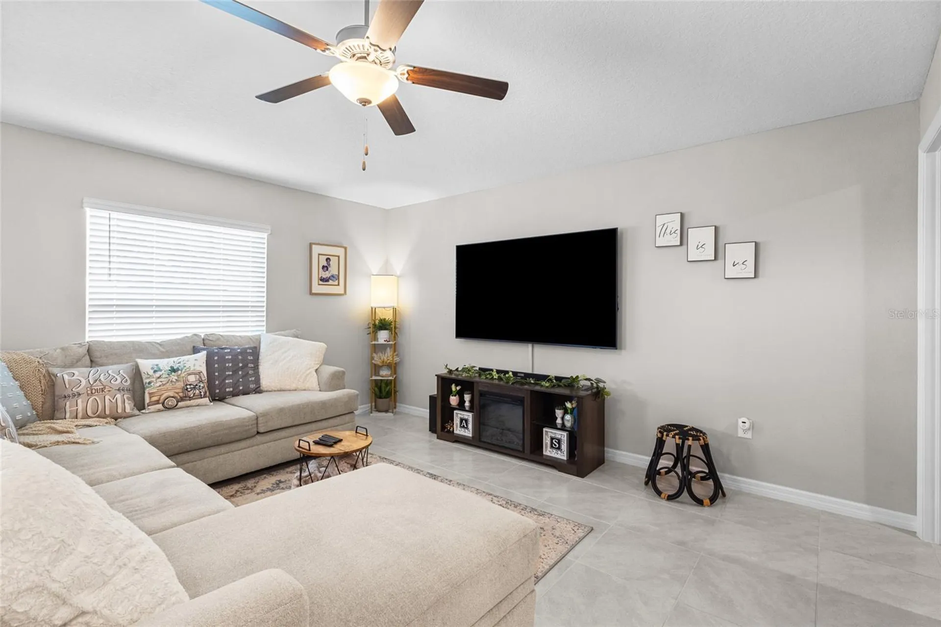 5426 Blue Azure Drive Wimauma FL 33598