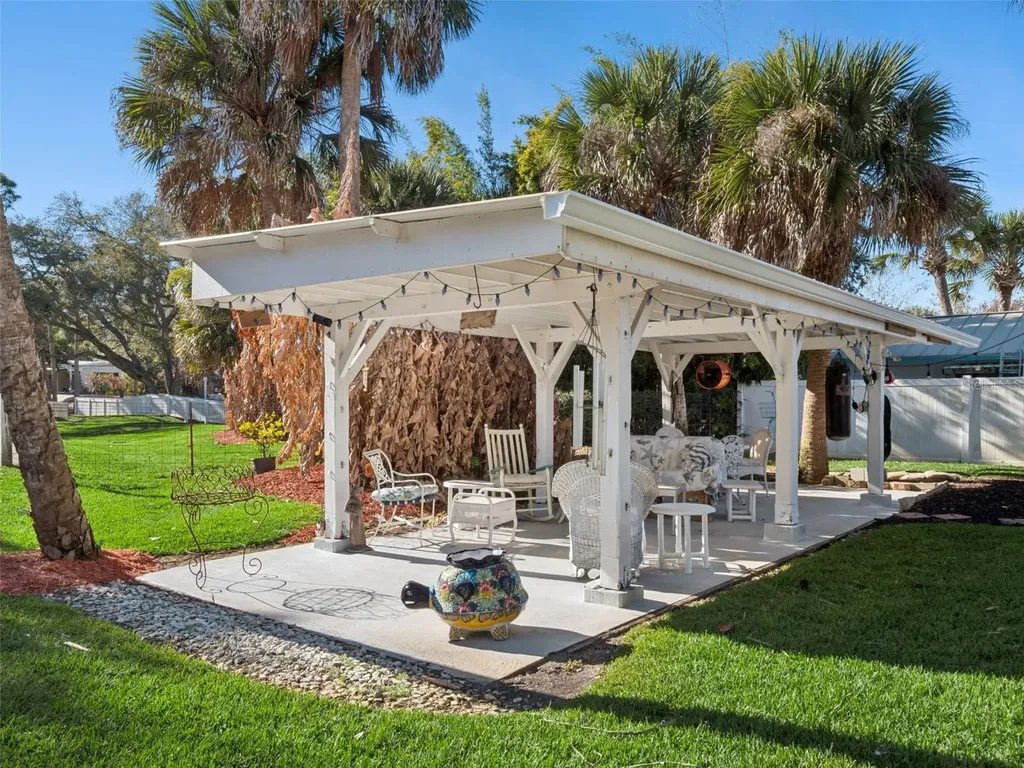 1703 S Riverside Drive New Smyrna Beach FL 32168