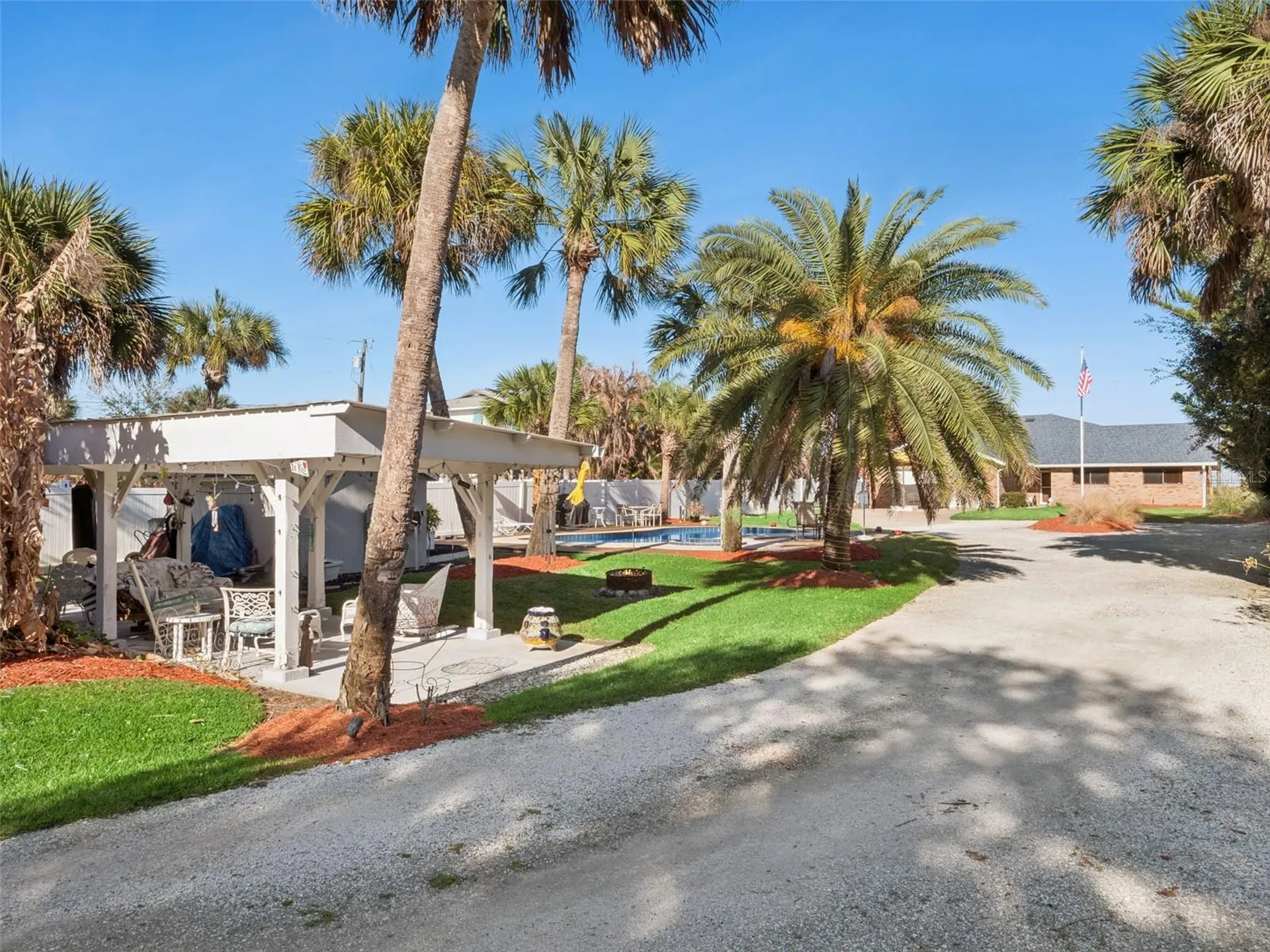 1703 S Riverside Drive New Smyrna Beach FL 32168