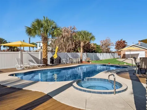 1703 S Riverside Drive New Smyrna Beach FL 32168