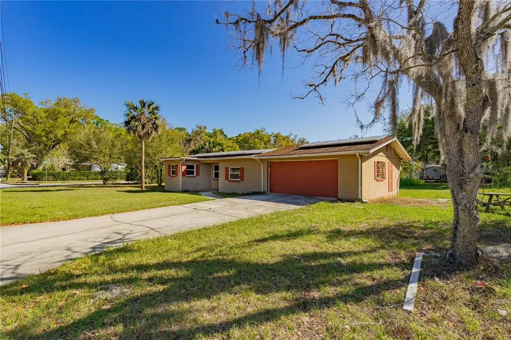 805 S Stone Street Deland FL 32720
