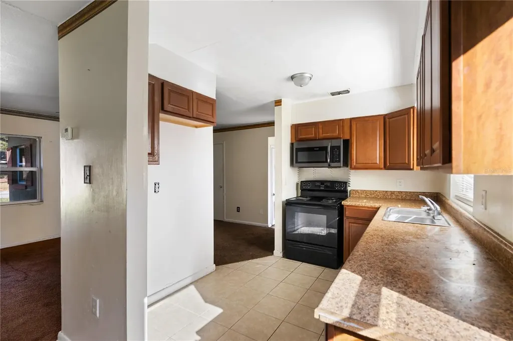 805 S Stone Street Deland FL 32720