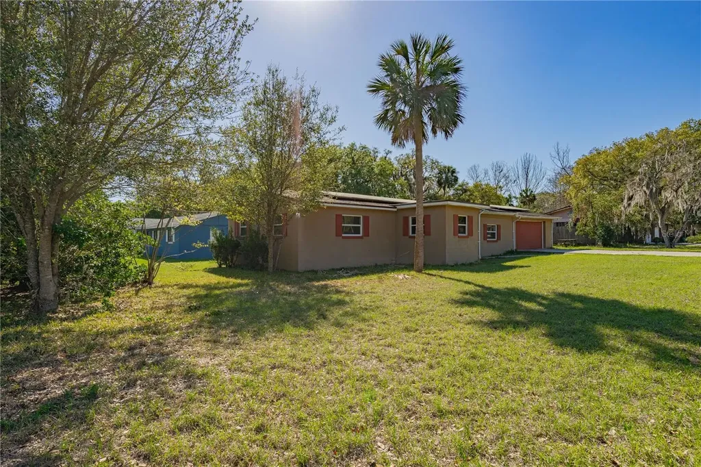 805 S Stone Street Deland FL 32720