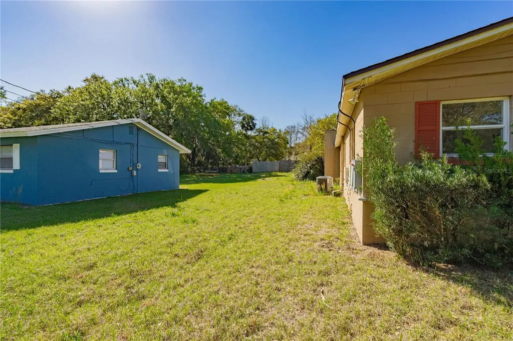 805 S Stone Street Deland FL 32720