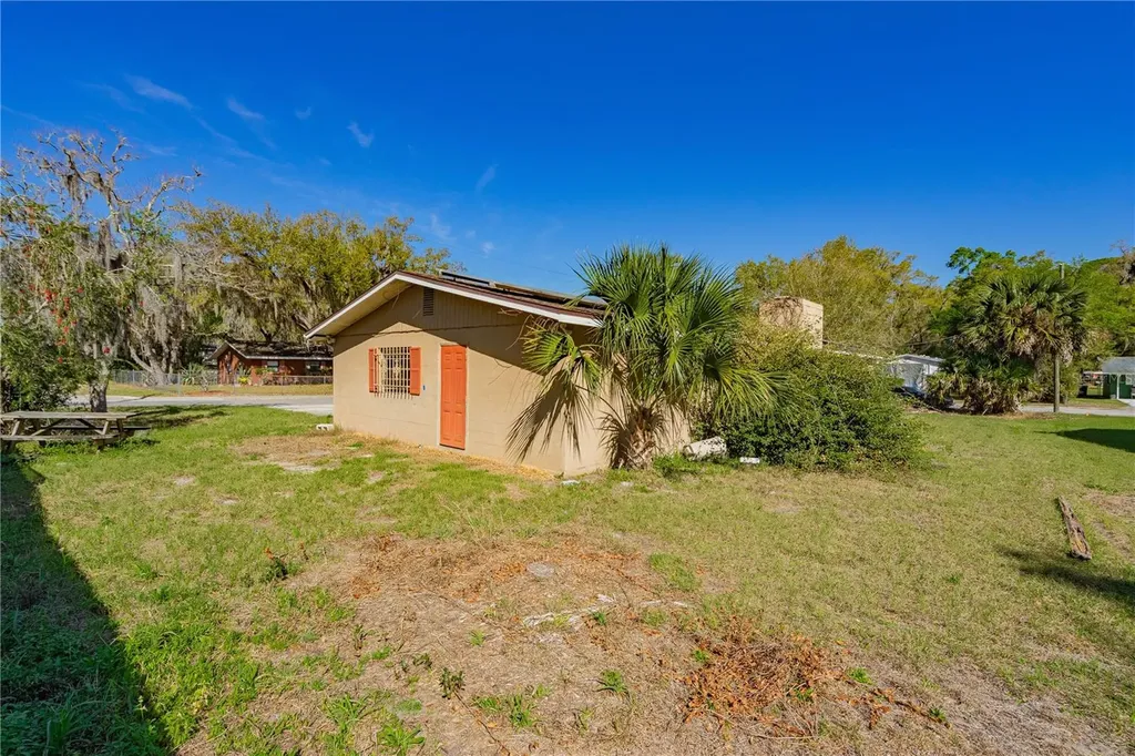 805 S Stone Street Deland FL 32720