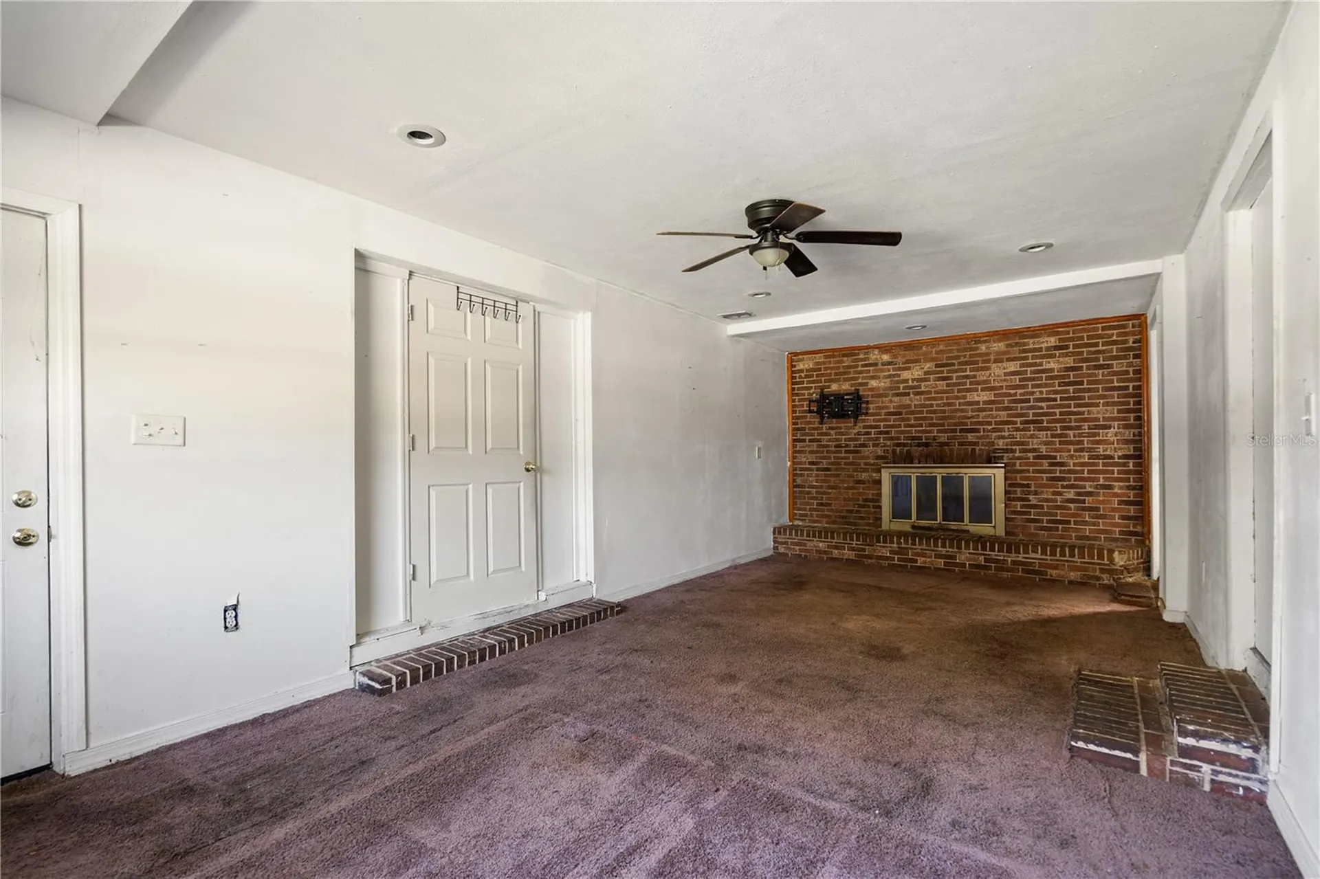 805 S Stone Street Deland FL 32720