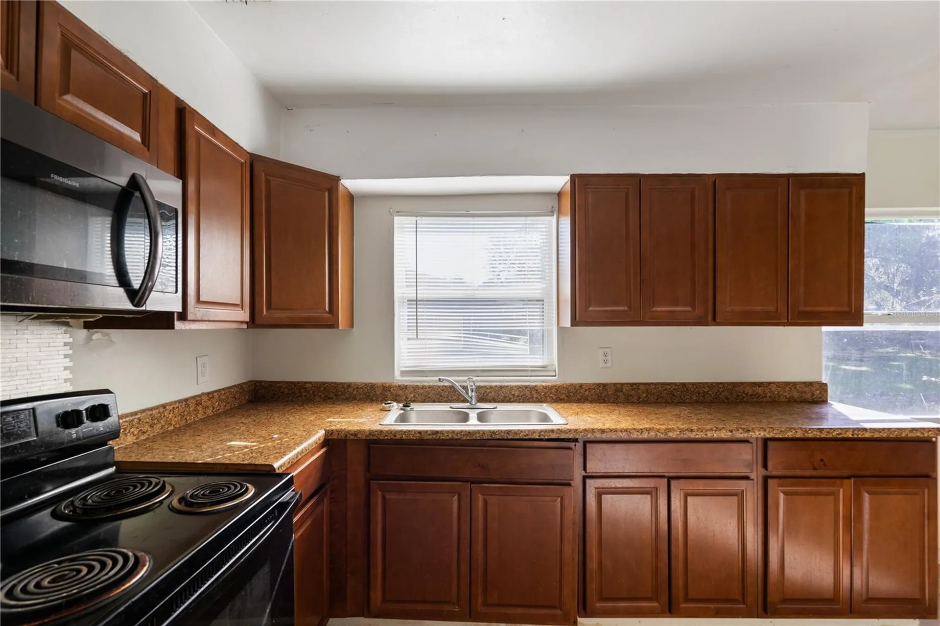 805 S Stone Street Deland FL 32720