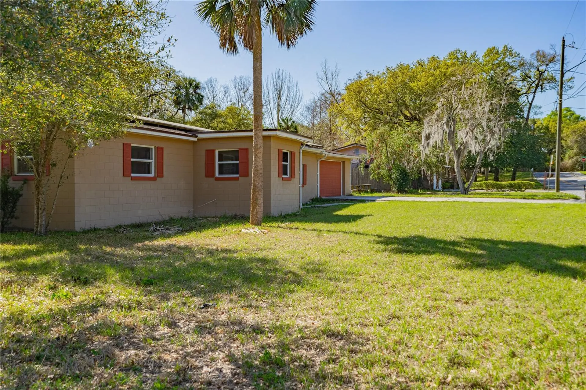 805 S Stone Street Deland FL 32720