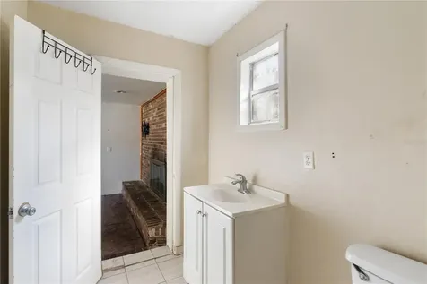 805 S Stone Street Deland FL 32720