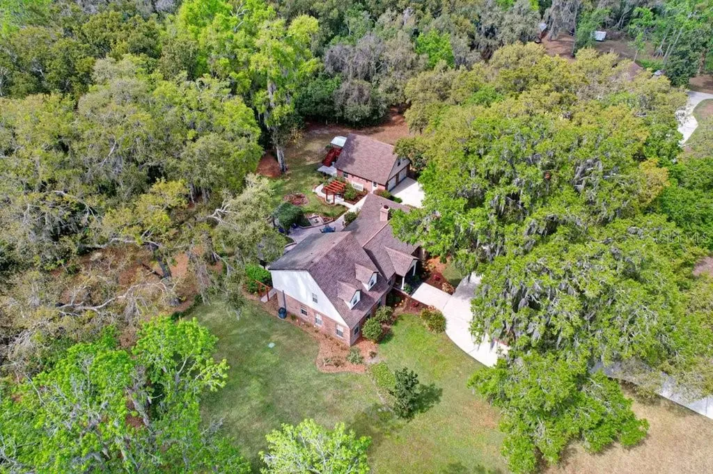 36805 Waterfall Drive Dade City FL 33525