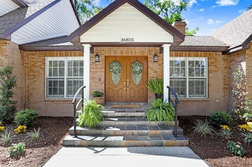 36805 Waterfall Drive Dade City FL 33525