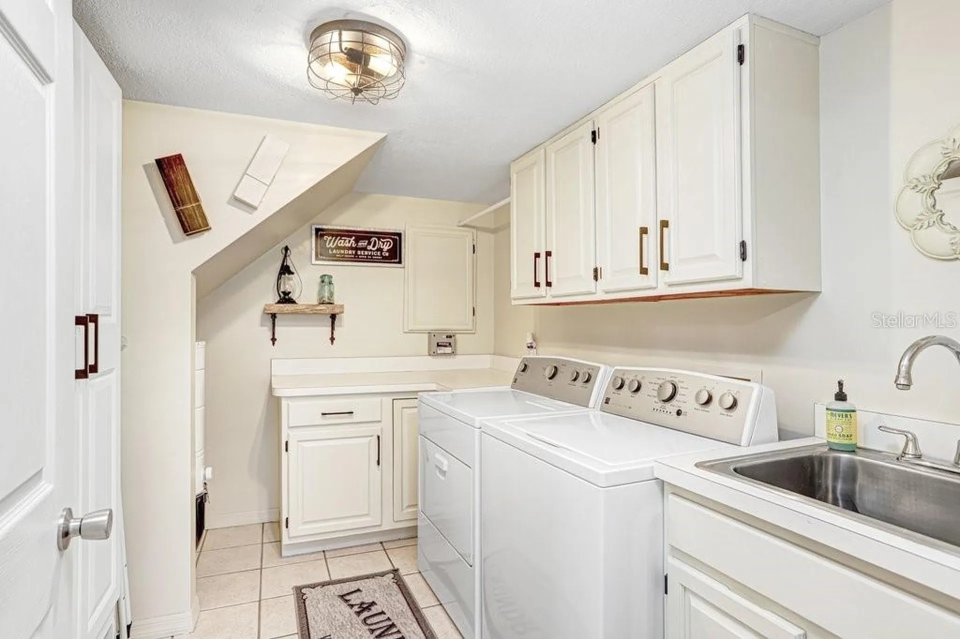 36805 Waterfall Drive Dade City FL 33525